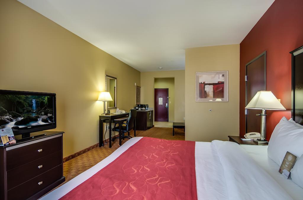 Comfort Suites Old Town Spring Exterior photo